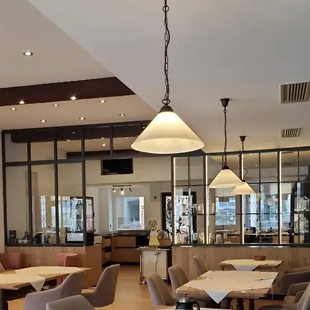 Weinhof Hotel
