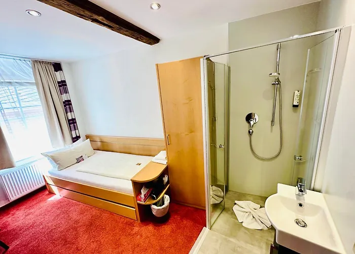 Weinhof Отель Кохем